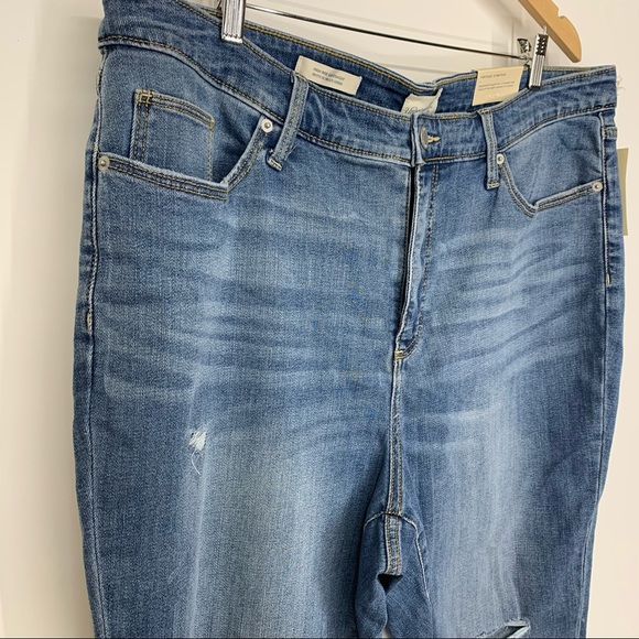 Universal Thread Vintage Stretch Distressed High Rise Slim Straight Crop Jeans - Picture 3 of 16